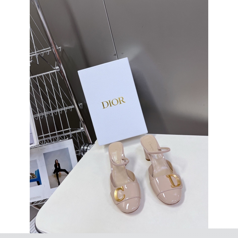 ch**an D*or sandals